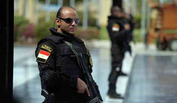 Explosion injures three policeman in North Sinai
